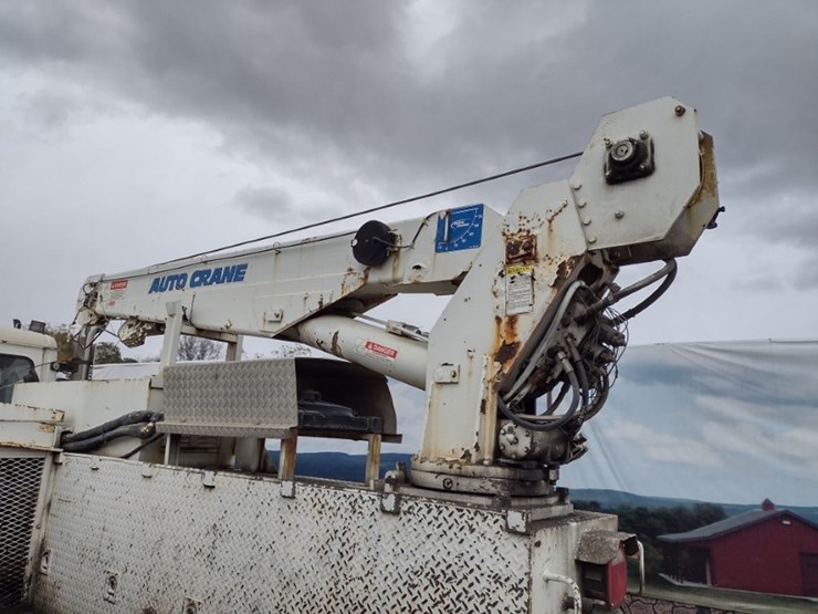 freightliner-fl70-image-22