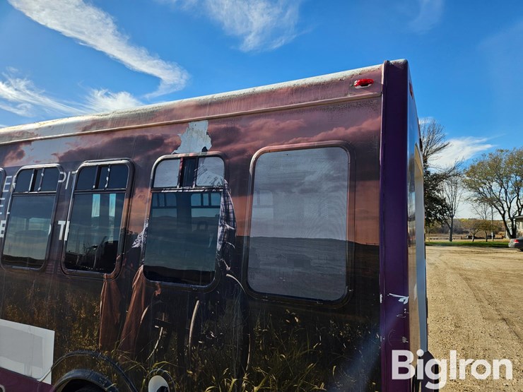 2010-ford-e450-image-20