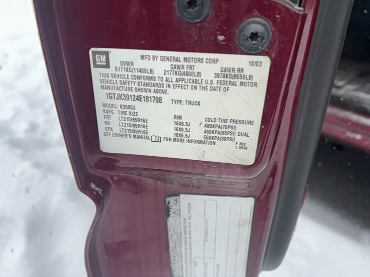 2004-gmc-sierra-1500-image-10