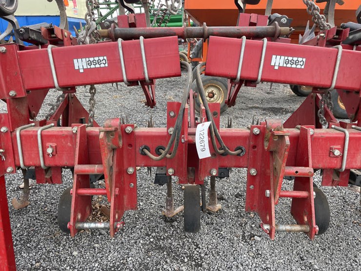 case-ih-183-image-6