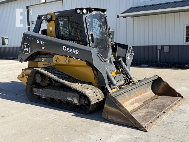 2021-deere-333g-image-1