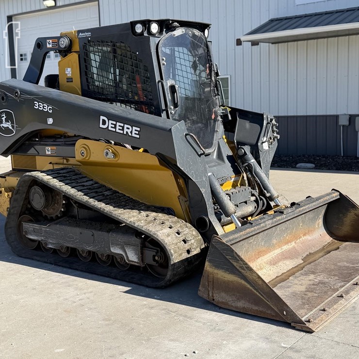 2021 DEERE 333G
