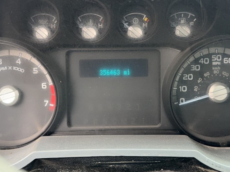 2011-ford-f250-image-22