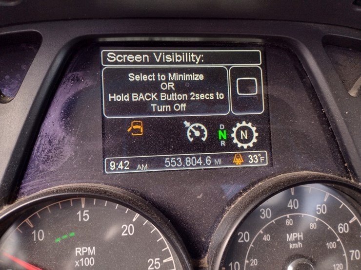 peterbilt-567-image-6