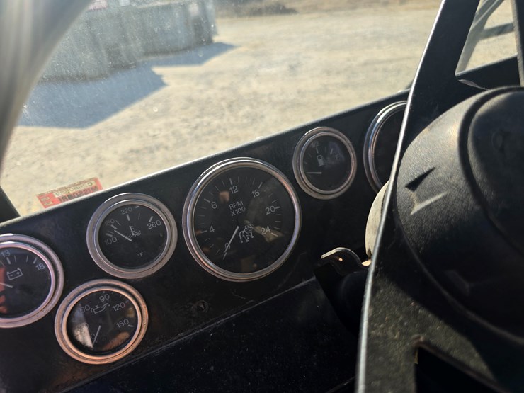 2007-mack-le613-image-68