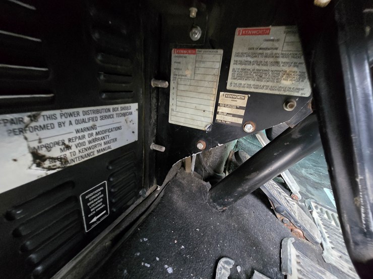 1999-kenworth-w900l-image-78