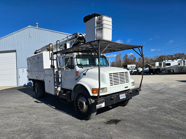 1999-international-4700-image-34