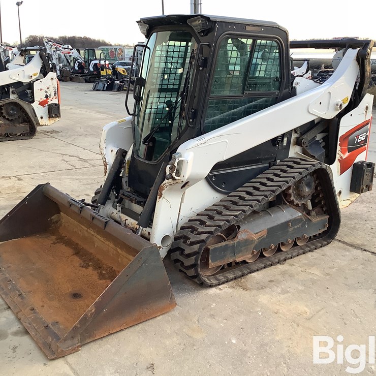 BOBCAT T66