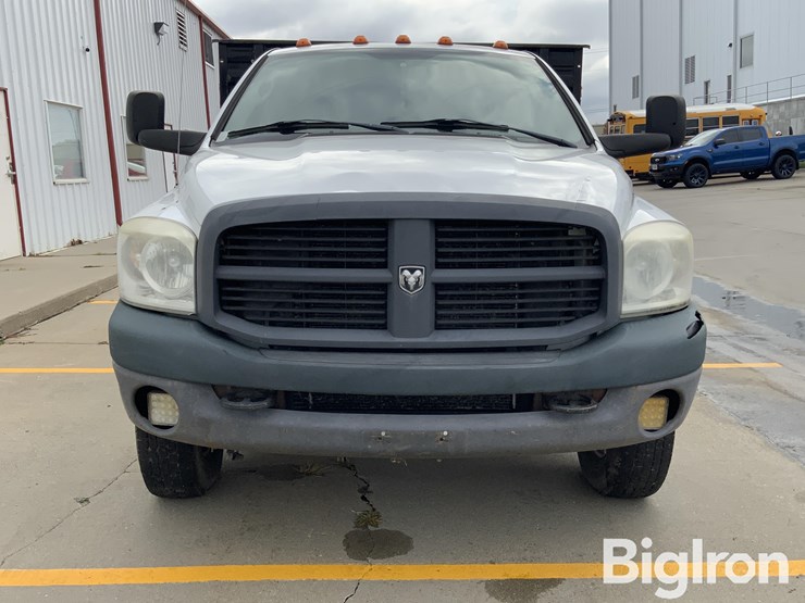 2008-dodge-ram-3500-image-2