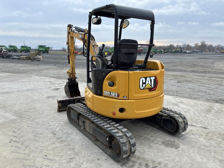 caterpillar-303.5e2-cr-image-7