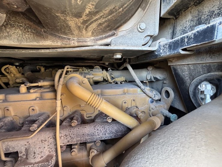 2019-caterpillar-930m-image-51