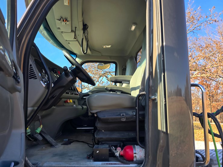 kenworth-t880-image-84