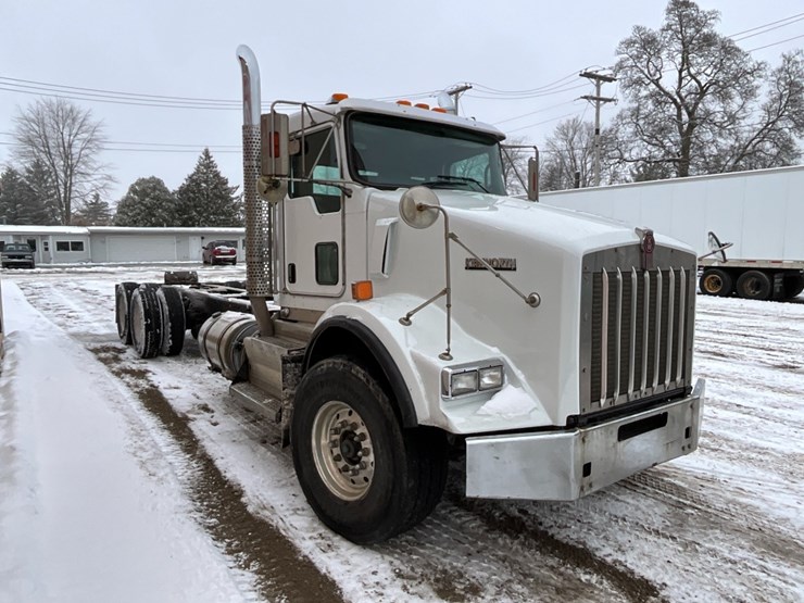 kenworth-t800-image-4