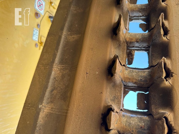 2018-caterpillar-299d2-image-18