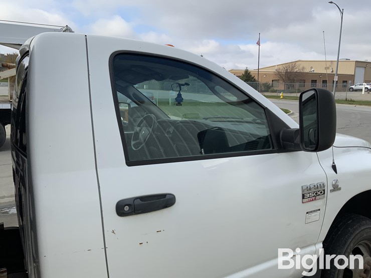 2008-dodge-ram-3500-image-10