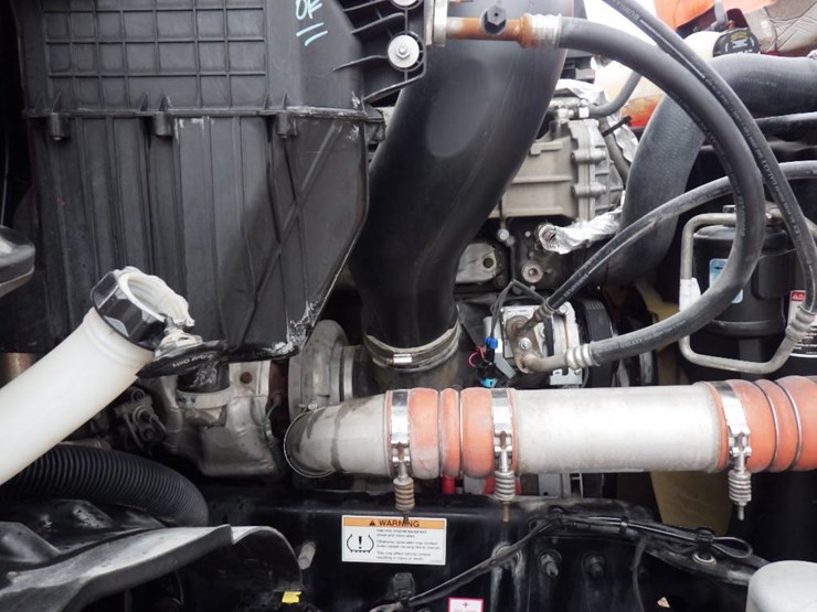 freightliner-cascadia-116-image-28