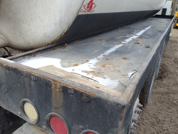 peterbilt-567-image-37