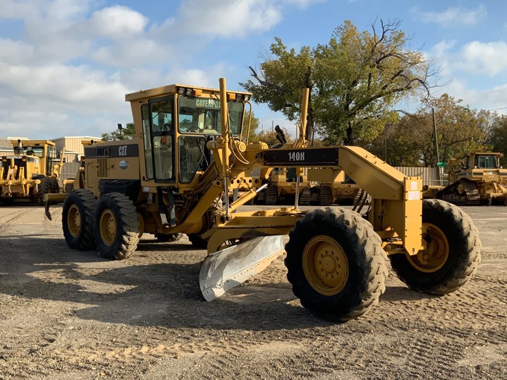 caterpillar-140h-vhp-image-3