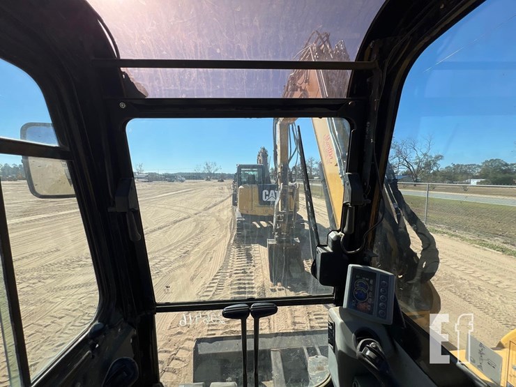 2014-caterpillar-308e2-cr-image-36