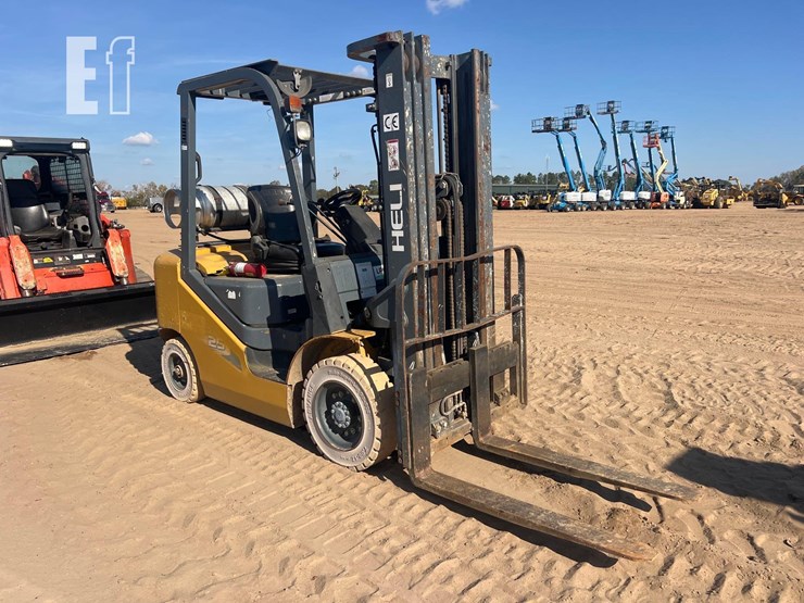 heli-25-straight-mast-forklift-image-6