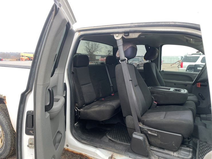 2010-chevrolet-1500-image-53