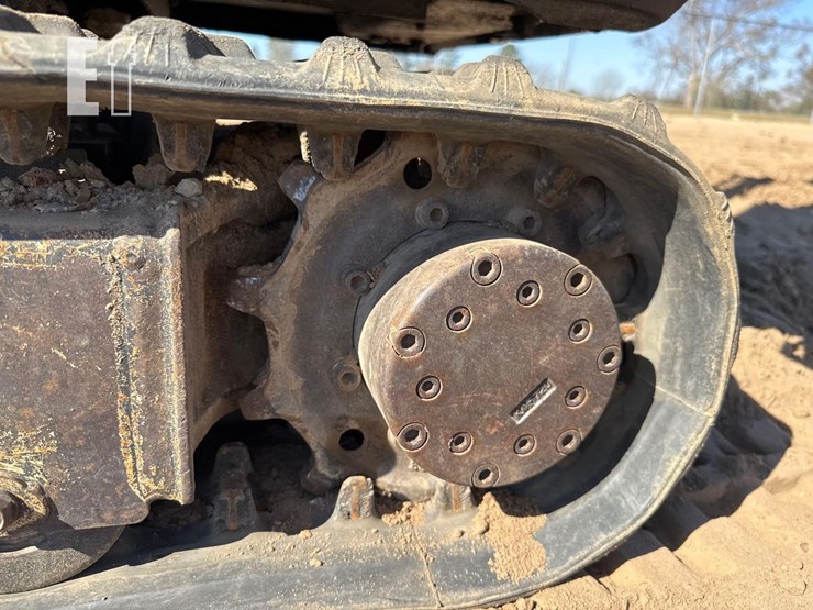 2016-kubota-k008-3-image-9