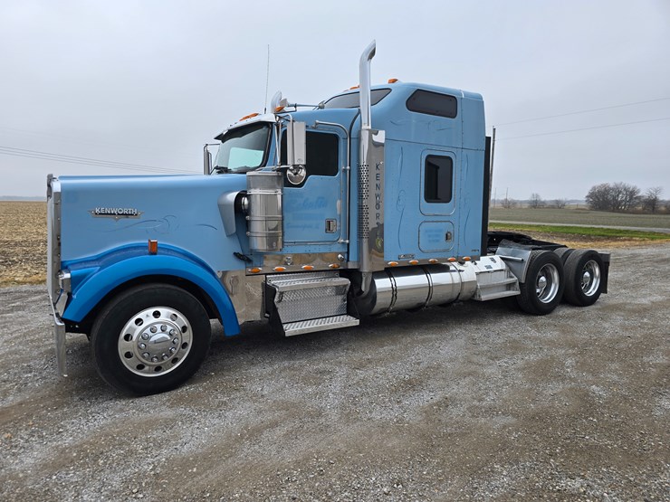 1999-kenworth-w900l-image-4