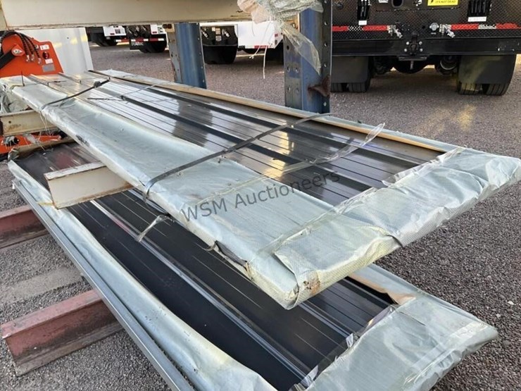 bundle-of-12ft-metal-roof-panels-image-3