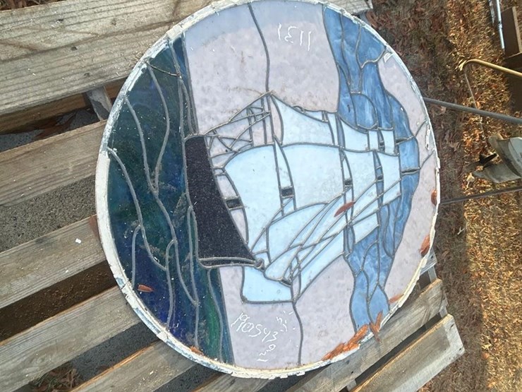 stainglass-ship-screen-image-2