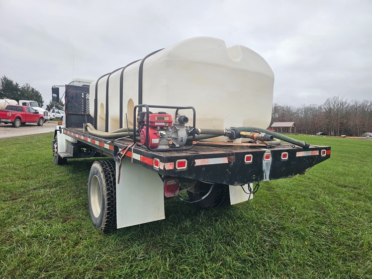 freightliner-fl60-image-12