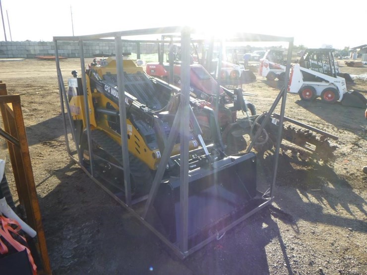 2025-cfg-ktt-(a)27-skid-steer-track-loader-image-2