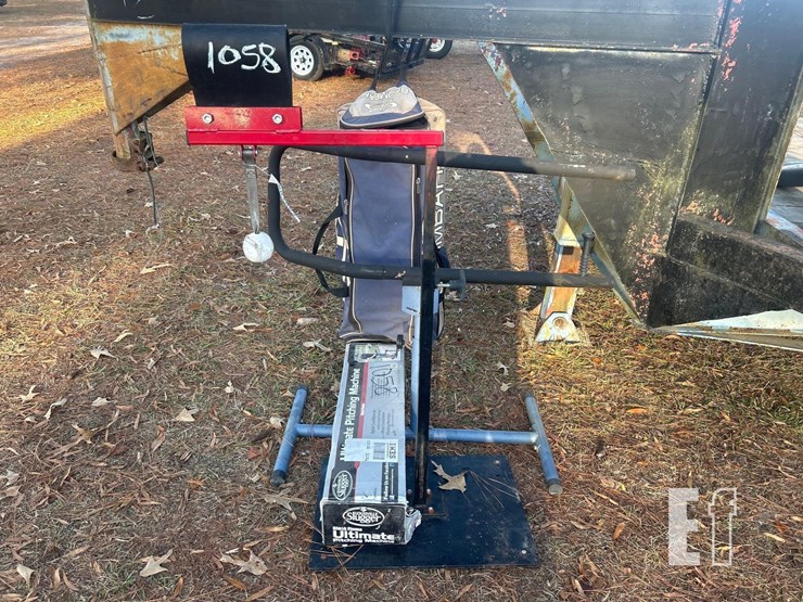 softball-&-baseball-hitting-&-catching-gear-image-1