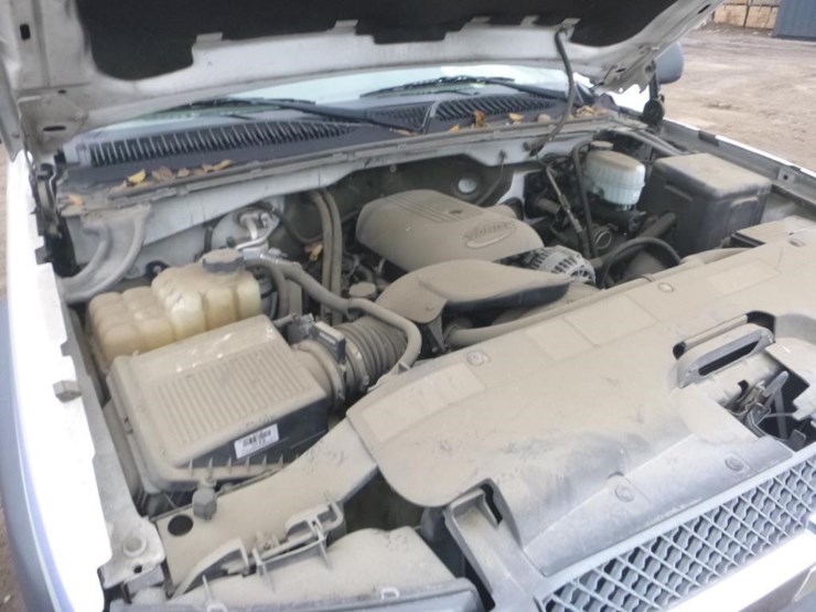 2004-chevrolet-2500-image-11