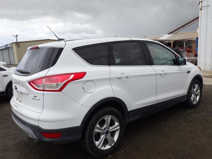 2016-ford-escape-image-3