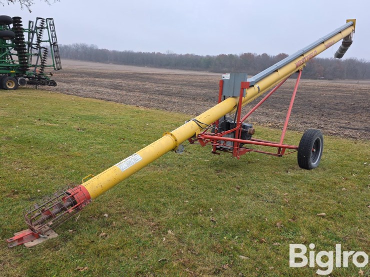 westfield-wr80-31-gas-powered-auger-image-1