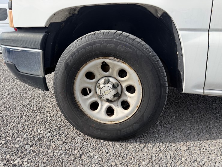 chevrolet-silverado-1500-image-8