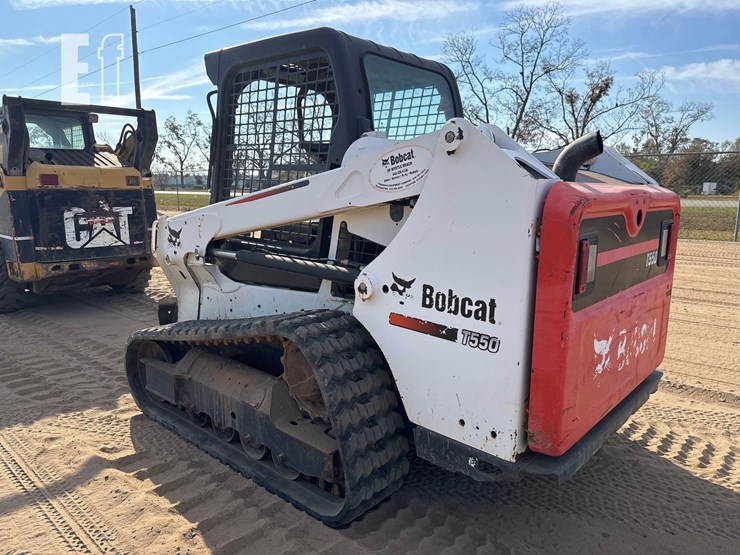 2016-bobcat-t550-image-8