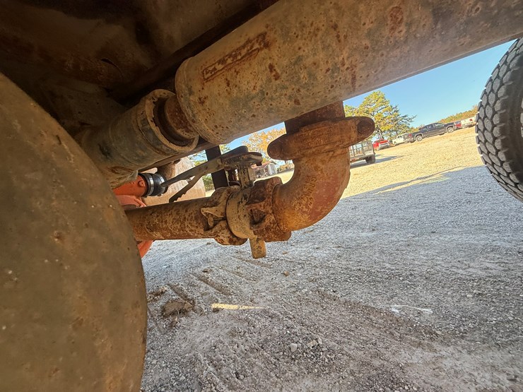 mack-r686st-image-52