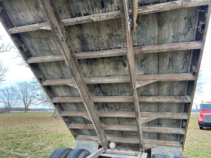 international-fleetstar-image-63