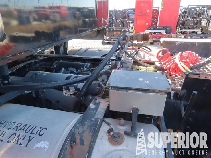 western-star-4900-image-6