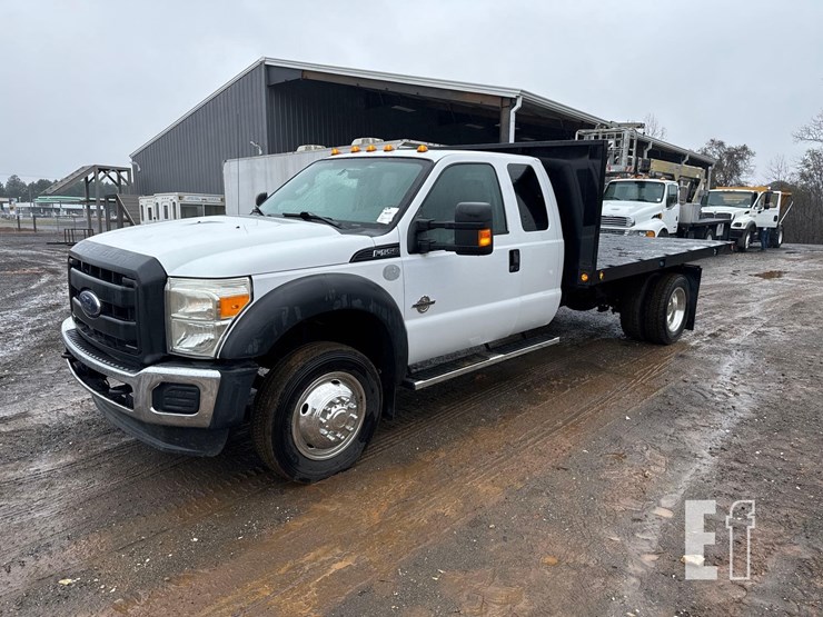 ford-f550-xl-image-1
