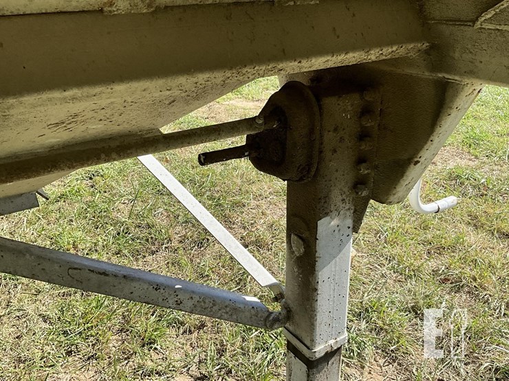 2015-const-trlr-spec-38-ft-image-13