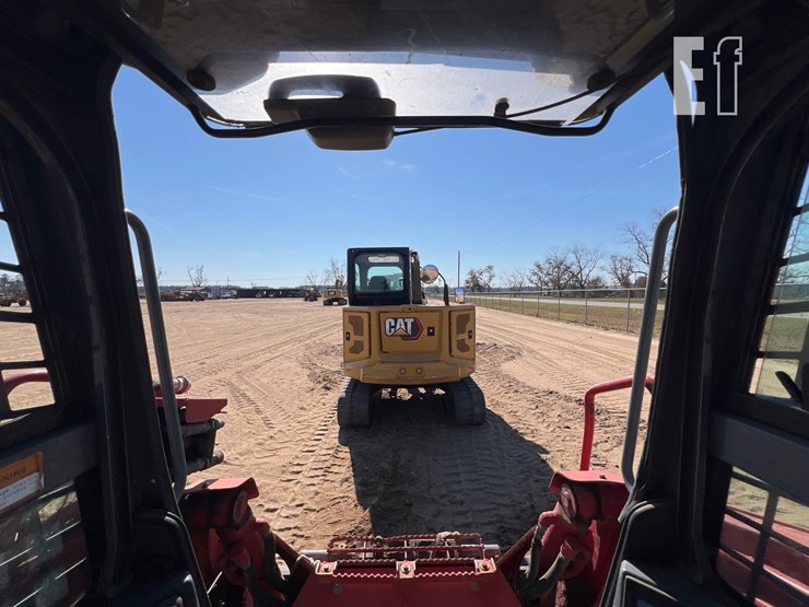 2019-takeuchi-tl12v2-image-36