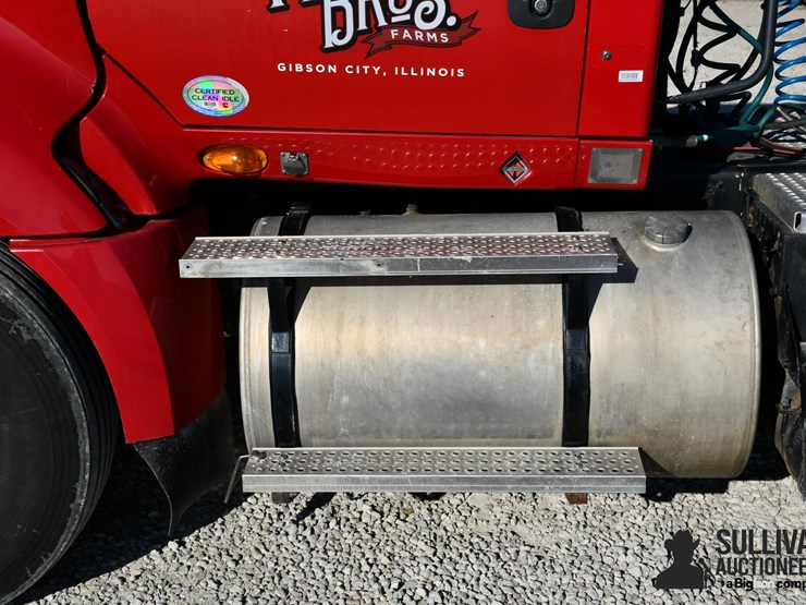 international-prostar-image-15