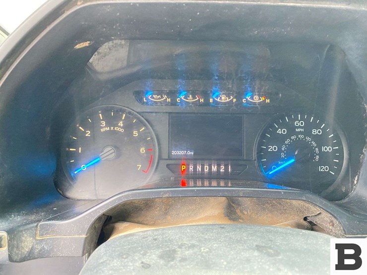 2016-ford-f150-image-27