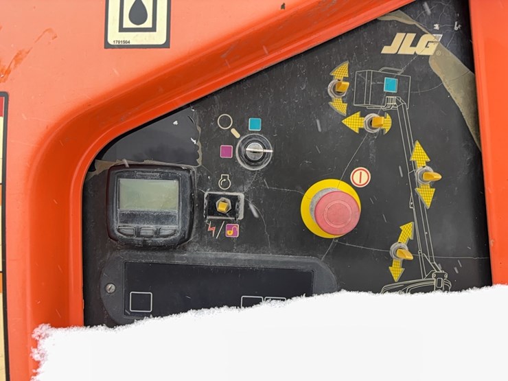 jlg-400s-image-10