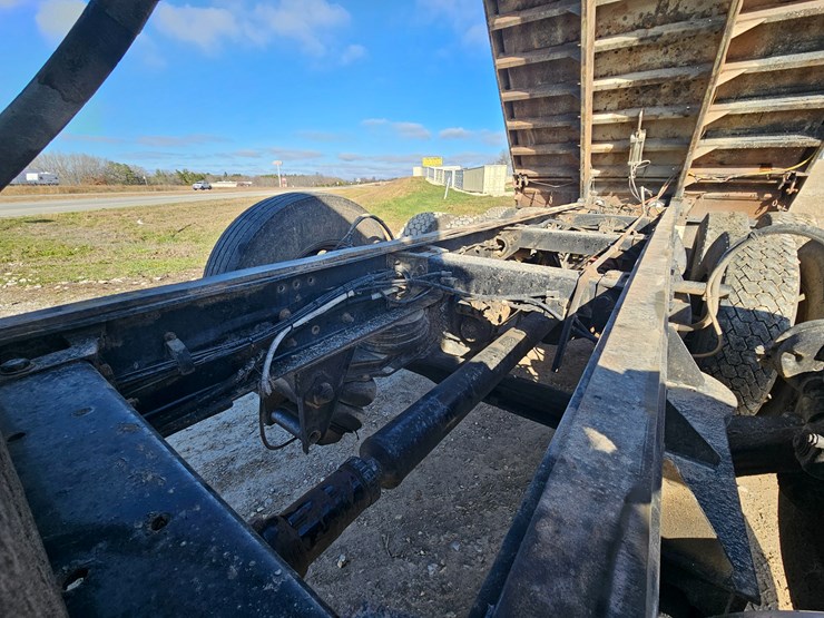 peterbilt-379-image-48