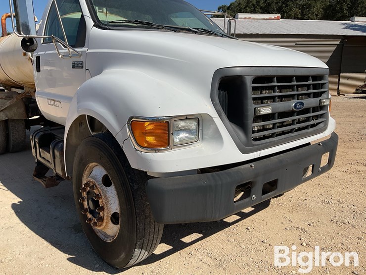 ford-f650-image-16