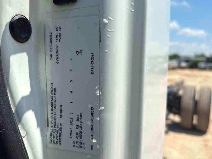 2022-international-mv607-image-4