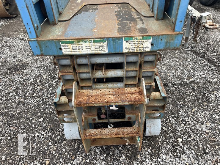 genie-gs1930-image-4